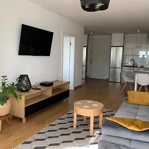 Apartament Szmaragdowy Platan 