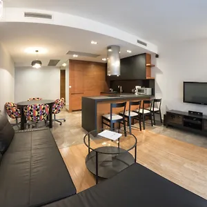 https://yourplace-biskupia-apartments.krakowhotelspoland.com