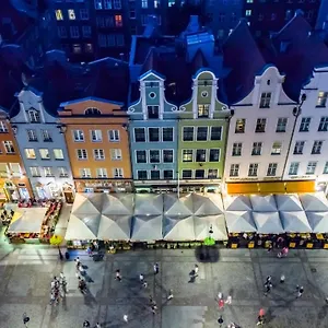 Hotel apartamentowy Holland House Old Town ****